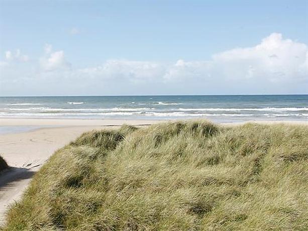 Three-Bedroom Holiday home in Blokhus 2