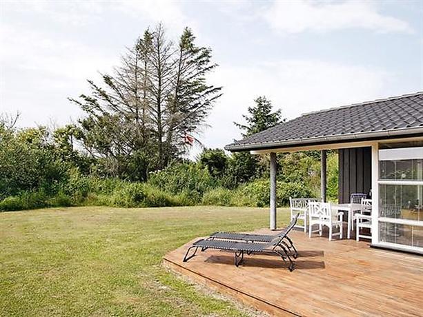 Four-Bedroom Holiday home in Blokhus 2