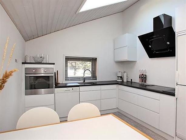 Three-Bedroom Holiday home in Blokhus 17