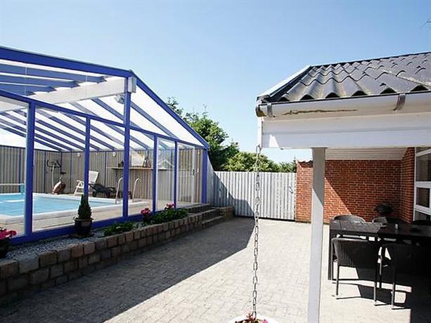 Three-Bedroom Holiday home in Blokhus 17
