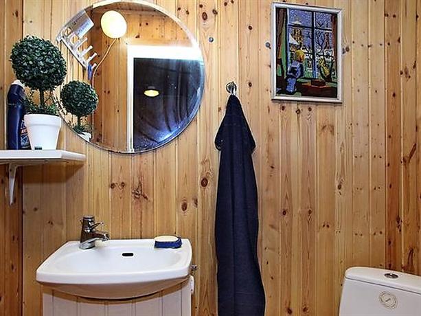Three-Bedroom Holiday home in Blokhus 16