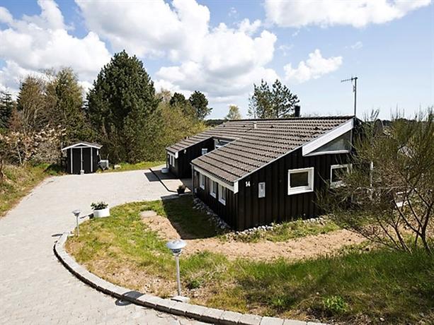 Four-Bedroom Holiday home in Ebeltoft 10