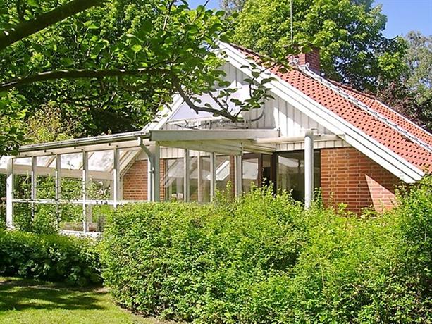 One-Bedroom Holiday home in Gilleleje 1 Parup Railway Station Denmark thumbnail