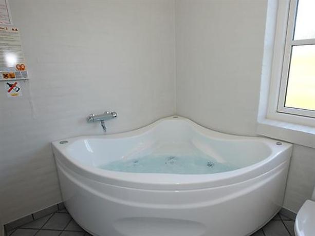 Four-Bedroom Holiday home in Hanstholm 2