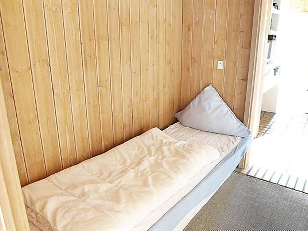 Four-Bedroom Holiday home in Hvide Sande 1
