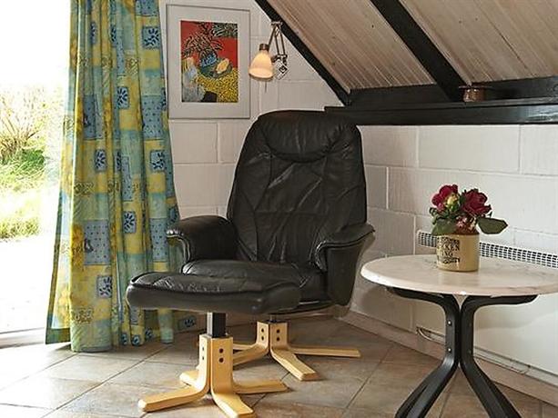 Three-Bedroom Holiday home in Ringkobing 4