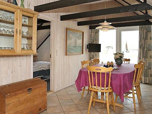Three-Bedroom Holiday home in Ringkobing 4