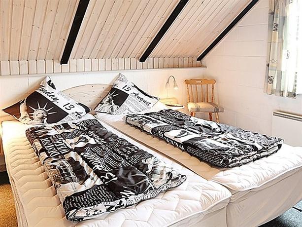Three-Bedroom Holiday home in Ringkobing 4