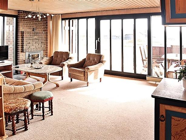 Two-Bedroom Holiday home in Ringkobing 29