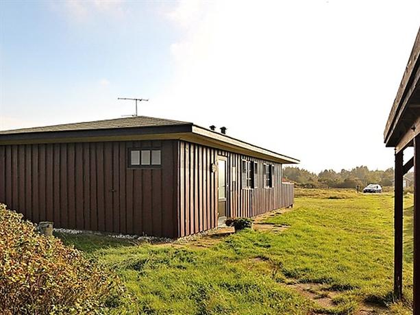Two-Bedroom Holiday home in Ringkobing 29