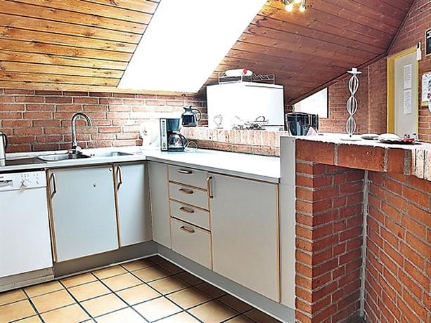 Five-Bedroom Holiday home in Ringkobing 1
