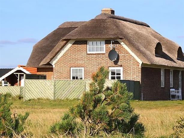 Four-Bedroom Holiday home in Harboore 6