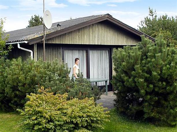 Three-Bedroom Holiday home in Borkop 11