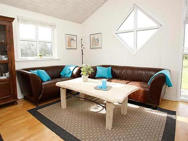 Four-Bedroom Holiday home in Hirtshals 3