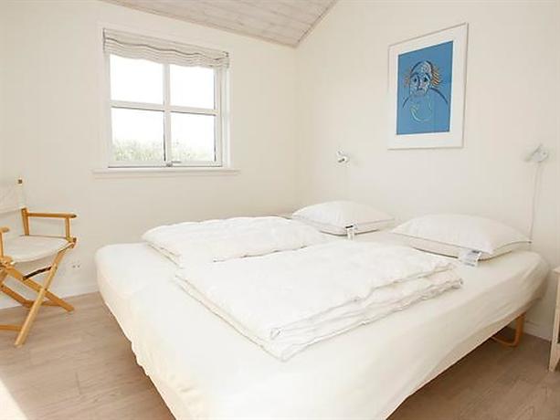 Four-Bedroom Holiday home in Hirtshals 3