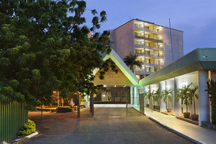 Holiday Inn Port Moresby - dream vacation
