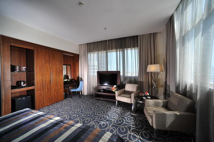 Ramada Abu Dhabi Corniche