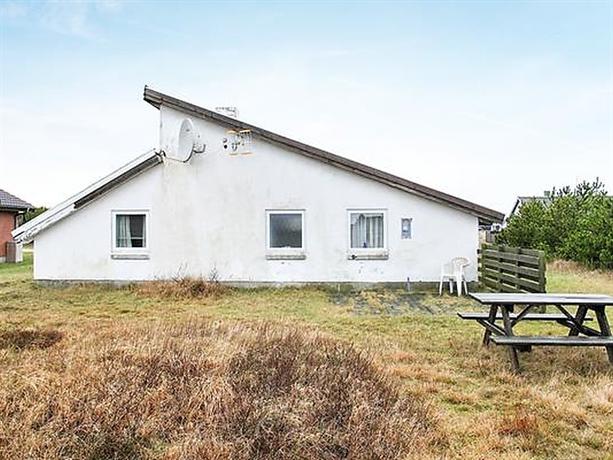 Three-Bedroom Holiday home in Thisted 4