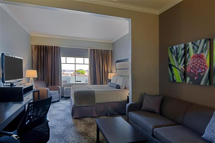 Best Western Plus Miami Airport North Hotel & Suites