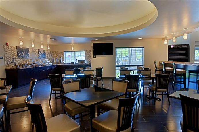 Best Western Plus Miami Airport North Hotel & Suites