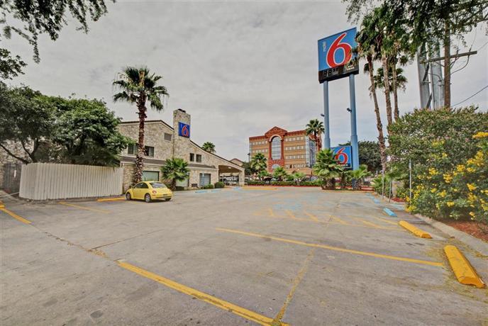 Motel 6 San Antonio Downtown - Market Square