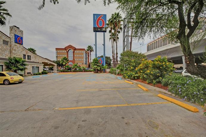 Motel 6 San Antonio Downtown - Market Square