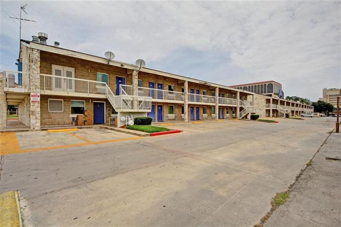 Motel 6 San Antonio Downtown - Market Square