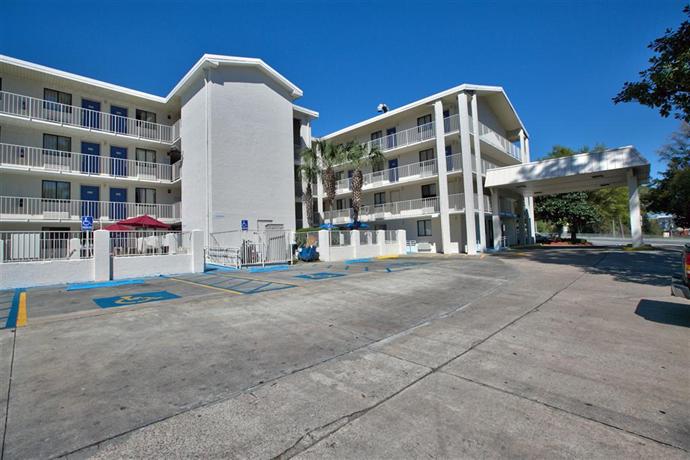 Motel 6 Tallahassee West