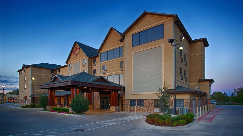 Best Western PLUS Cimarron Hotel & Suites