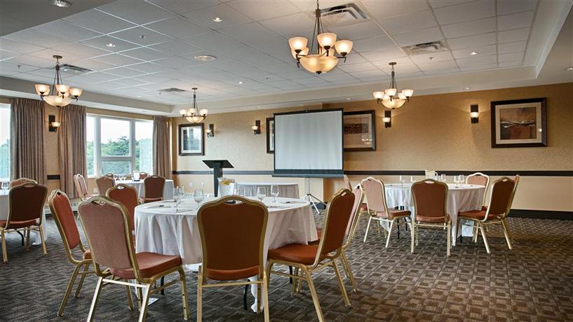 Best Western Plus Chocolate Lake Hotel - Halifax
