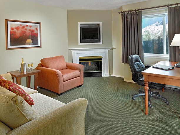 Coast Canmore Hotel & Conference Centre