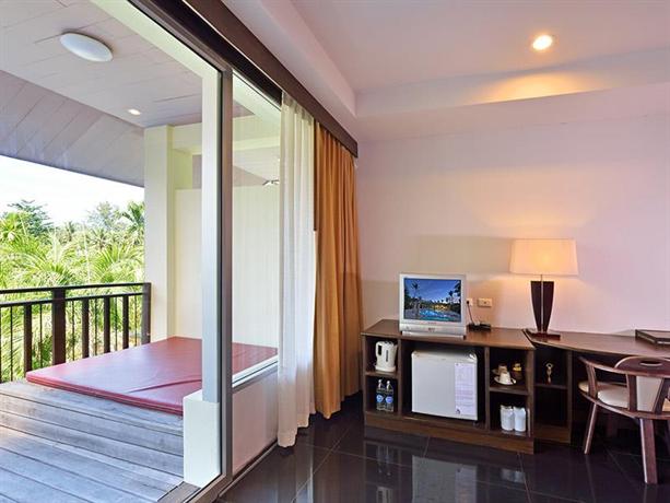 Lanta Sand Resort & Spa