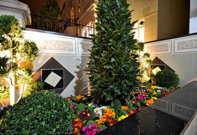 Hyde Park Apartments London