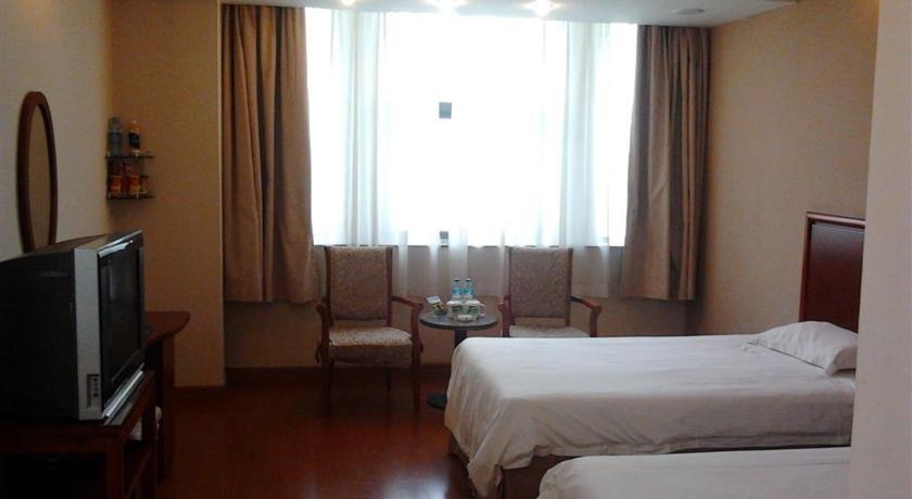 GreenTree Inn JiangXi JiuJiang Railway Station Business Hotel