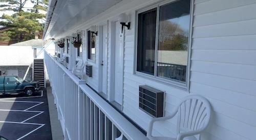 Lighthouse View Motel