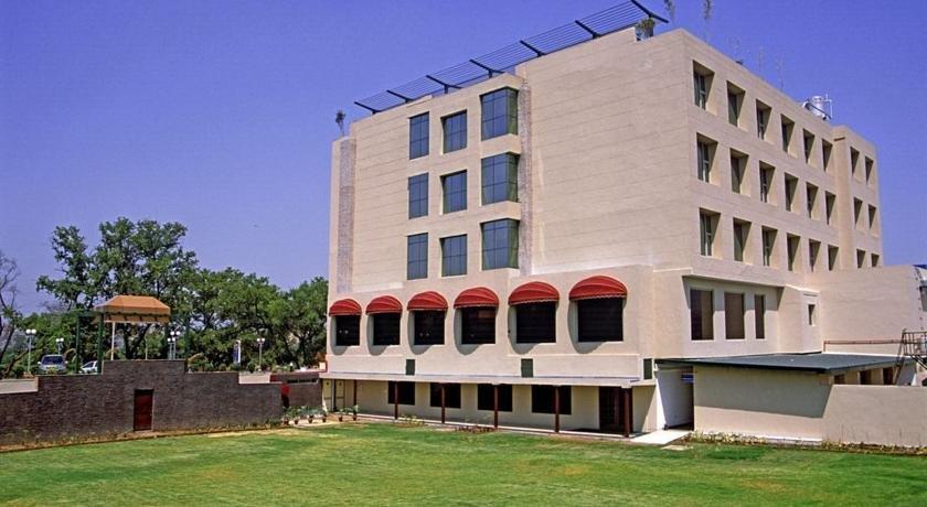 Lemon Tree Hotel Baddi
