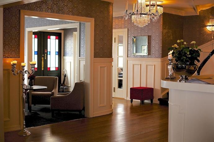 Grand Hotell