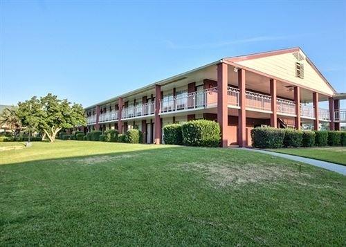 Days Inn by Wyndham Dothan Dothan