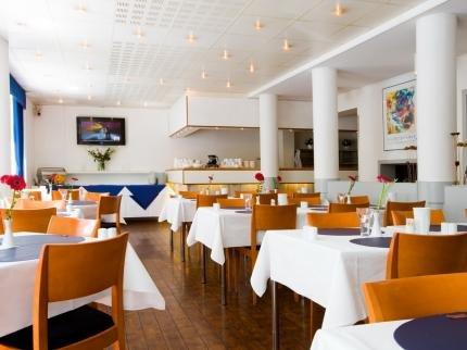 Hotel Maritime