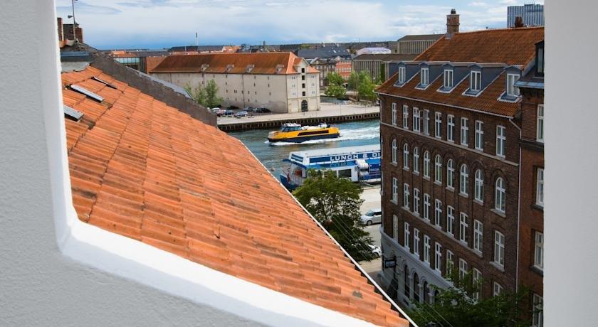 Hotel Maritime