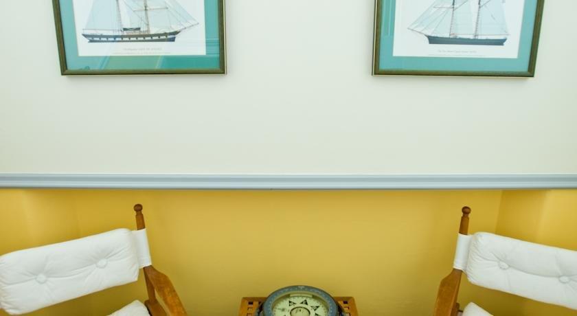 Hotel Maritime