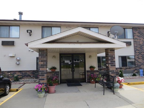 Economy Inn & Suites Cedar Rapids
