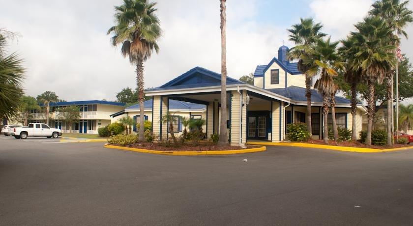 Days Inn by Wyndham Kissimmee FL