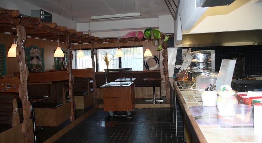 Arkadia Hotel & Hostel