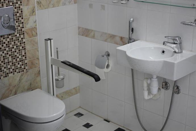 Arkadia Hotel & Hostel