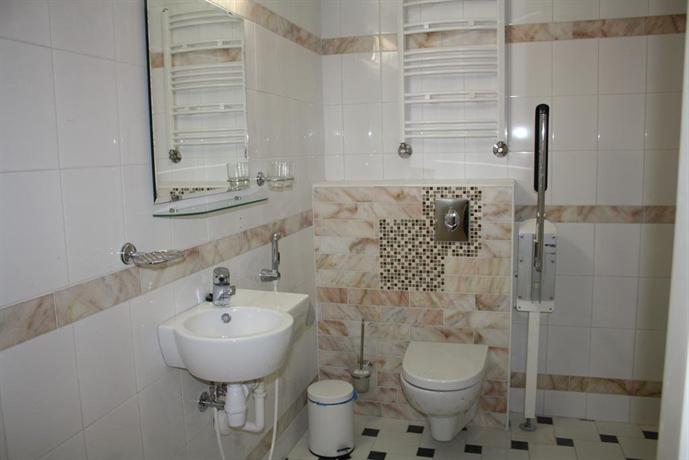 Arkadia Hotel & Hostel