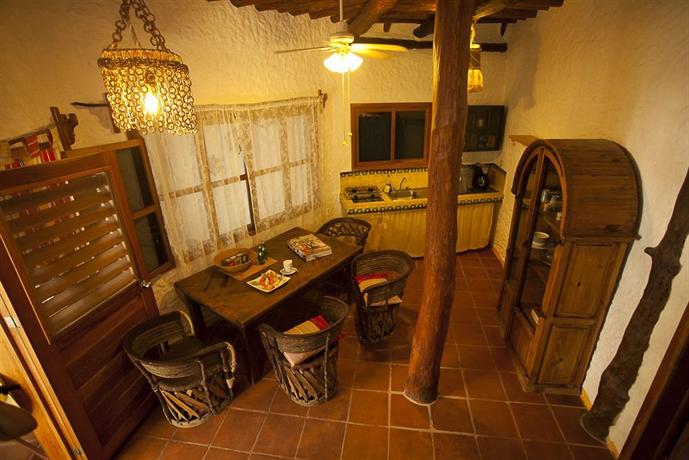 Casa Las Tortugas Petit Beach Hotel & Spa