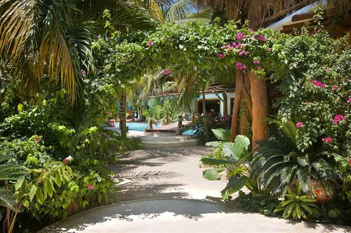 Casa Las Tortugas Petit Beach Hotel & Spa