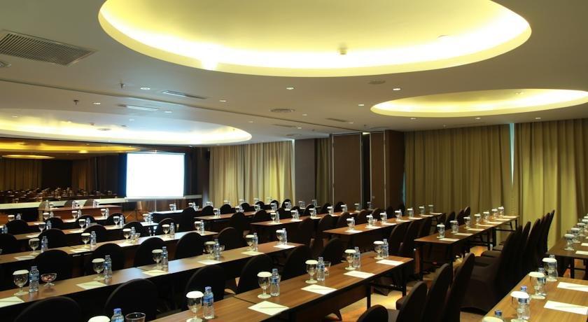 Soll Marina Hotel Serpong