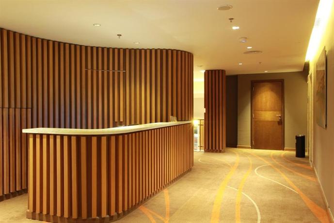 Soll Marina Hotel Serpong